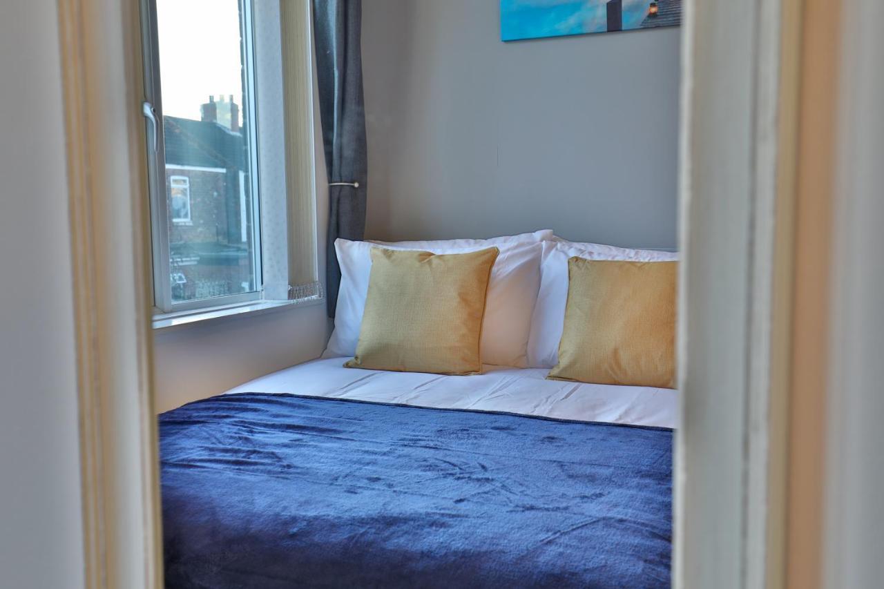 Devon St - Cozy Home, Free Easy Parking! *